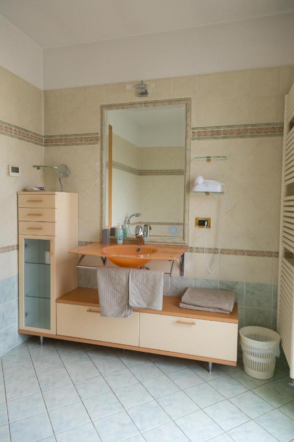 B&B Suite Casagrande 佩尔吉内瓦尔苏加纳 外观 照片